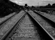 В Полтавской области грузовой поезд сошел с рельсов
