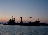 В Черном море сухогруз сел на мель