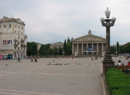 В Тернополе установили памятник водопроводчику