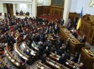 Депутаты приняли законопроект о продлении полномочий Рады и местных советов