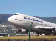 Air France попытается оградить детей от сексуальных притязаний