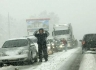 400 автомобилей заблокированы снежной бурей в Китае
